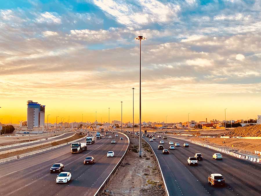 Living in Saudi Arabia-Jeddah-transport-in-saudi-arabia