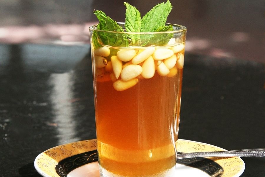 Tunisian-food-mint-tea