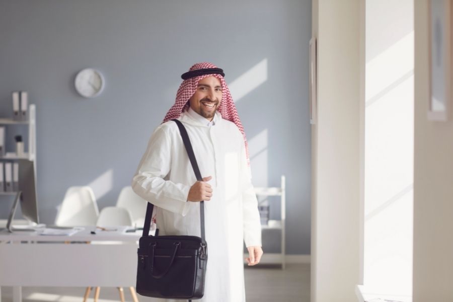 saudi arabia dress for female