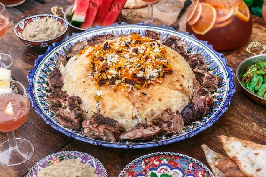 Middle-Eastern-Arabic-Rice-Dishes-tahdig