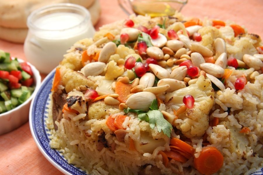 Middle-Eastern-rice-dishes-Arabic-Rice-Dishes-Maqluba-palestinian-rice