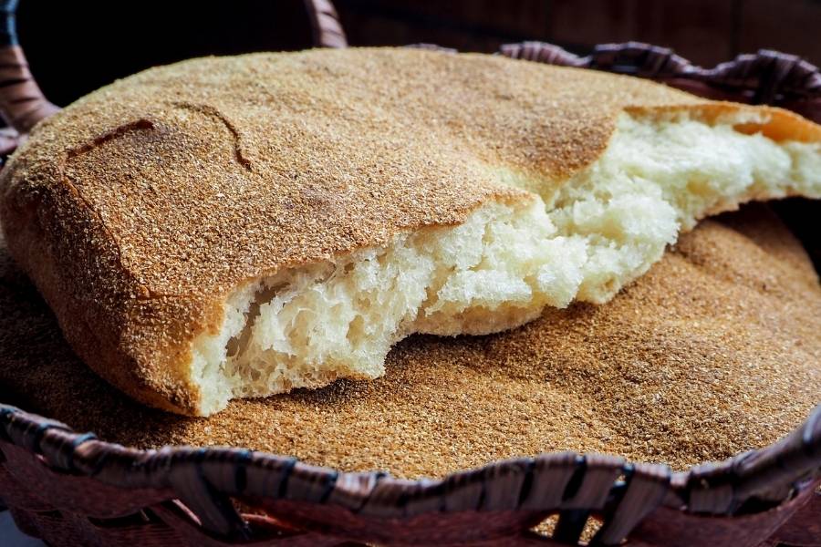 moroccan-bread-khobz-is-not-like-flat-bread