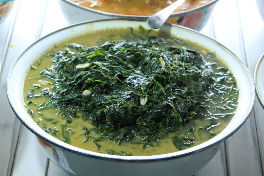 rwanda-foods-cassave-leaves-stew