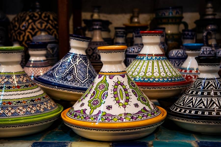 tagine-pots-for-serving-and-decoration