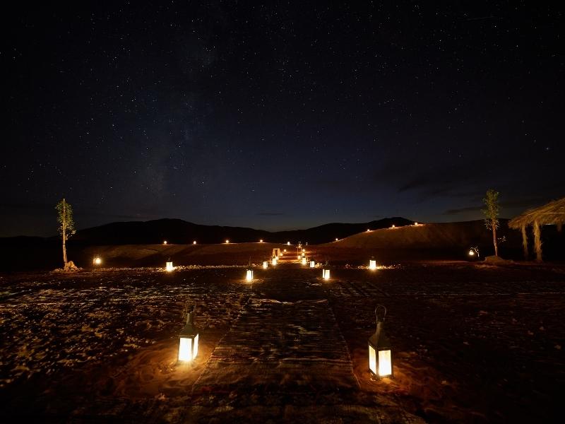 sahara desert camp at night