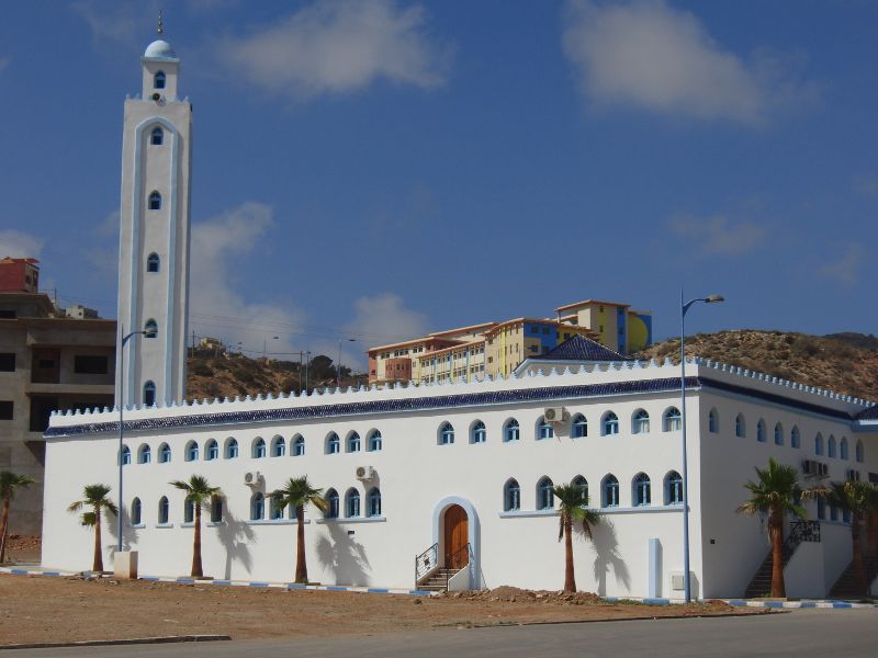 white mosque at the entrace of al hoceima city