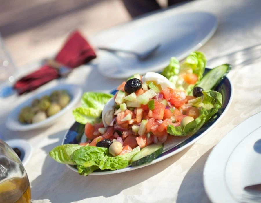 moroccan tomato and onion salad